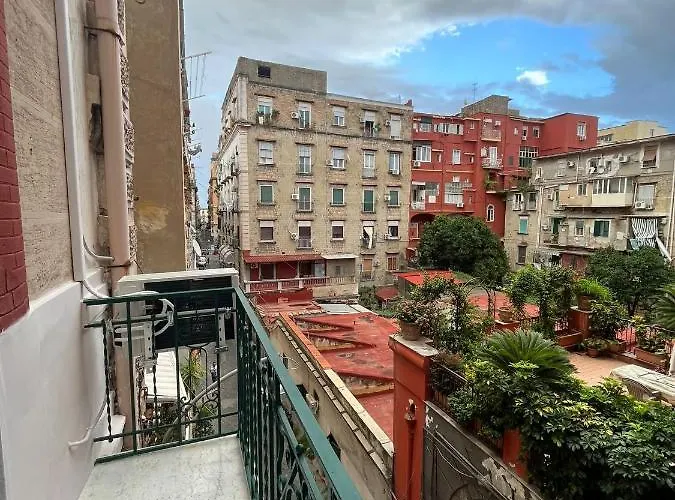 Oda ve Kahvaltı Neve Al Sole Napoli