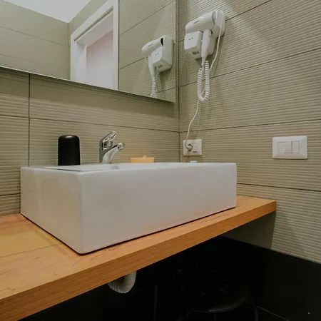 Neve Al Sole Couette-café