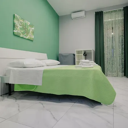 Neve Al Sole Couette-café 4*