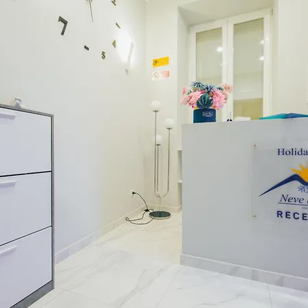 Couette-café Neve Al Sole 4*