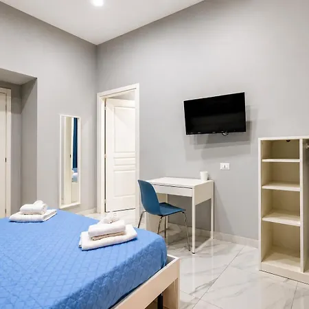 Bed & Breakfast Neve Al Sole Modern Near Metro Materdei In Center
